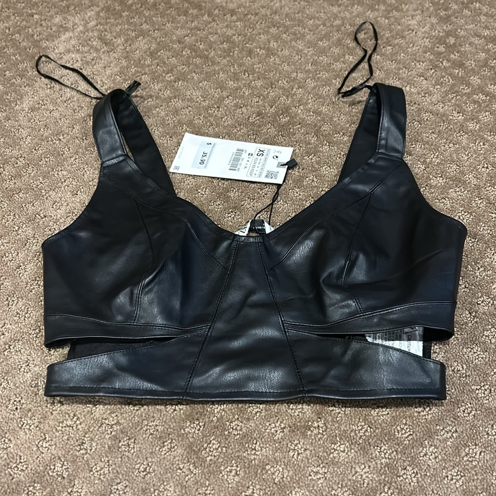 NWT Zara Faux Leather Black Cropped Top With Smock Back Size XS - Picture 8 of 15